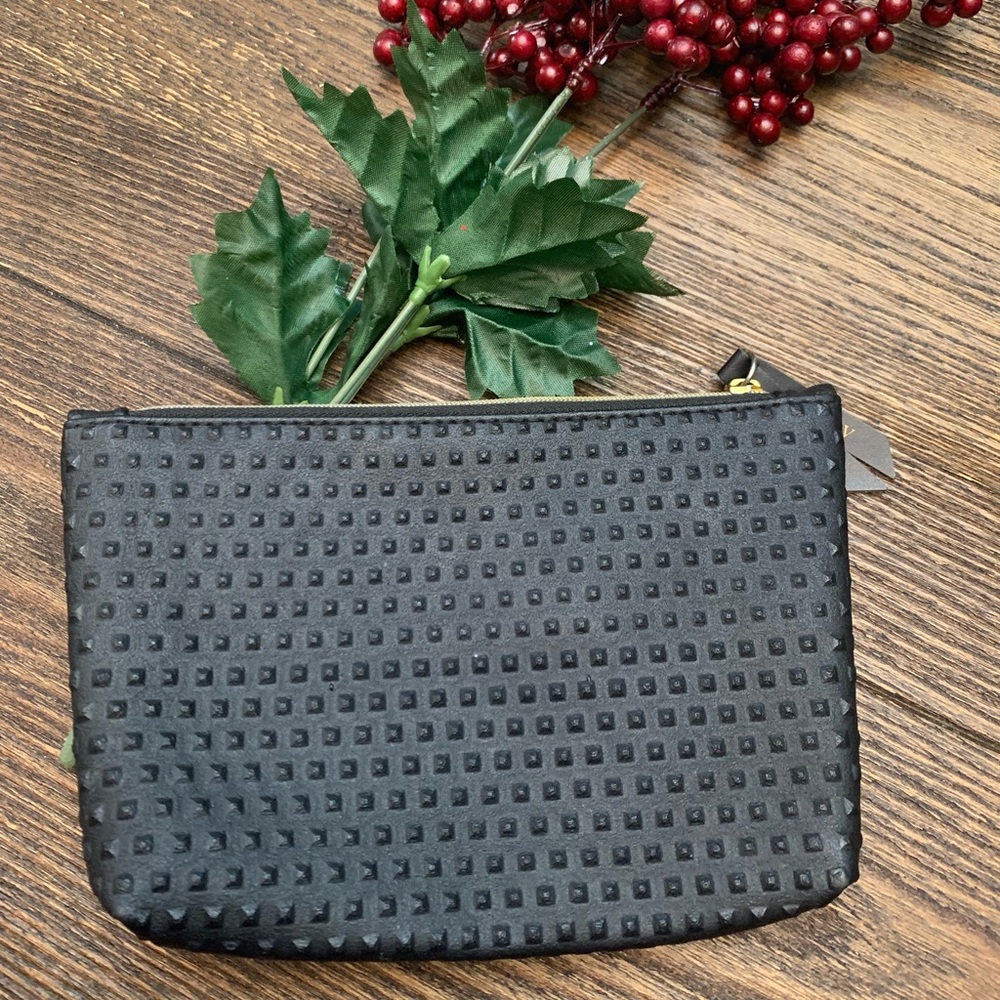 Ipsy zipper pouch